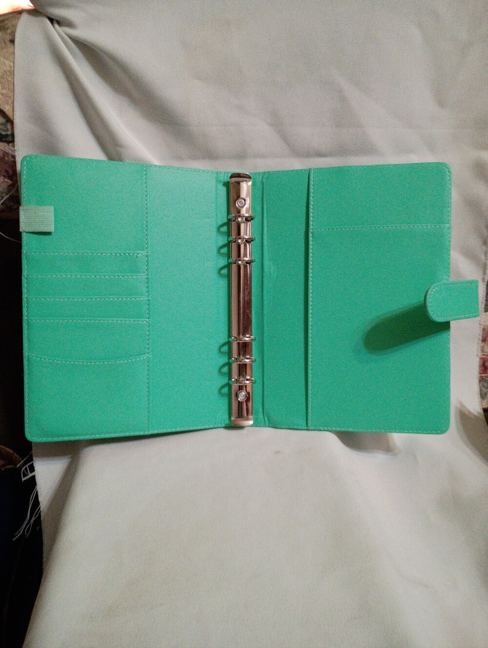 Binder - Picture 2 of 2